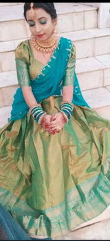 Sujata Pathak review photo