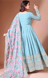 Anika Sen review photo