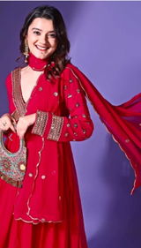 Anjali Khare review photo