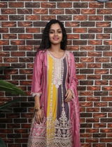 Ravina review photo