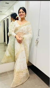 Gurmeet Kaur review photo