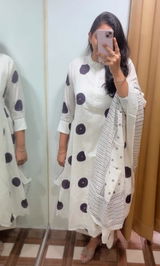 Deepti review photo