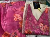 Lavina review photo