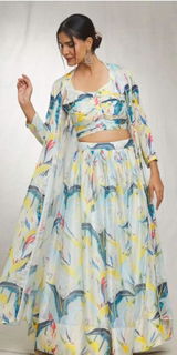 Pranita Singh review photo