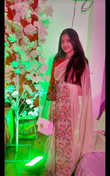 Riya Vaghela review photo