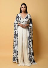 Monalisha B. review photo