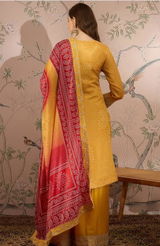 Surbhi review photo