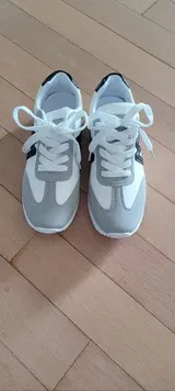 W. review photo