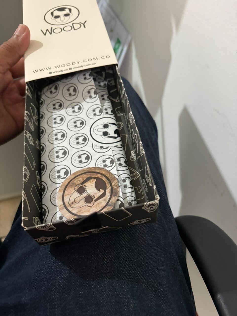 Cases de Madera Para iPhone 17