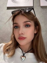 Zoey Roberts review photo