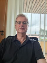 Bernd Grebenstein review photo