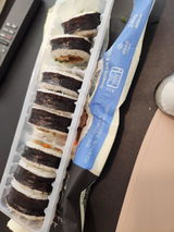 L. review photo