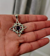 Luna review photo
