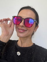 Lia review photo