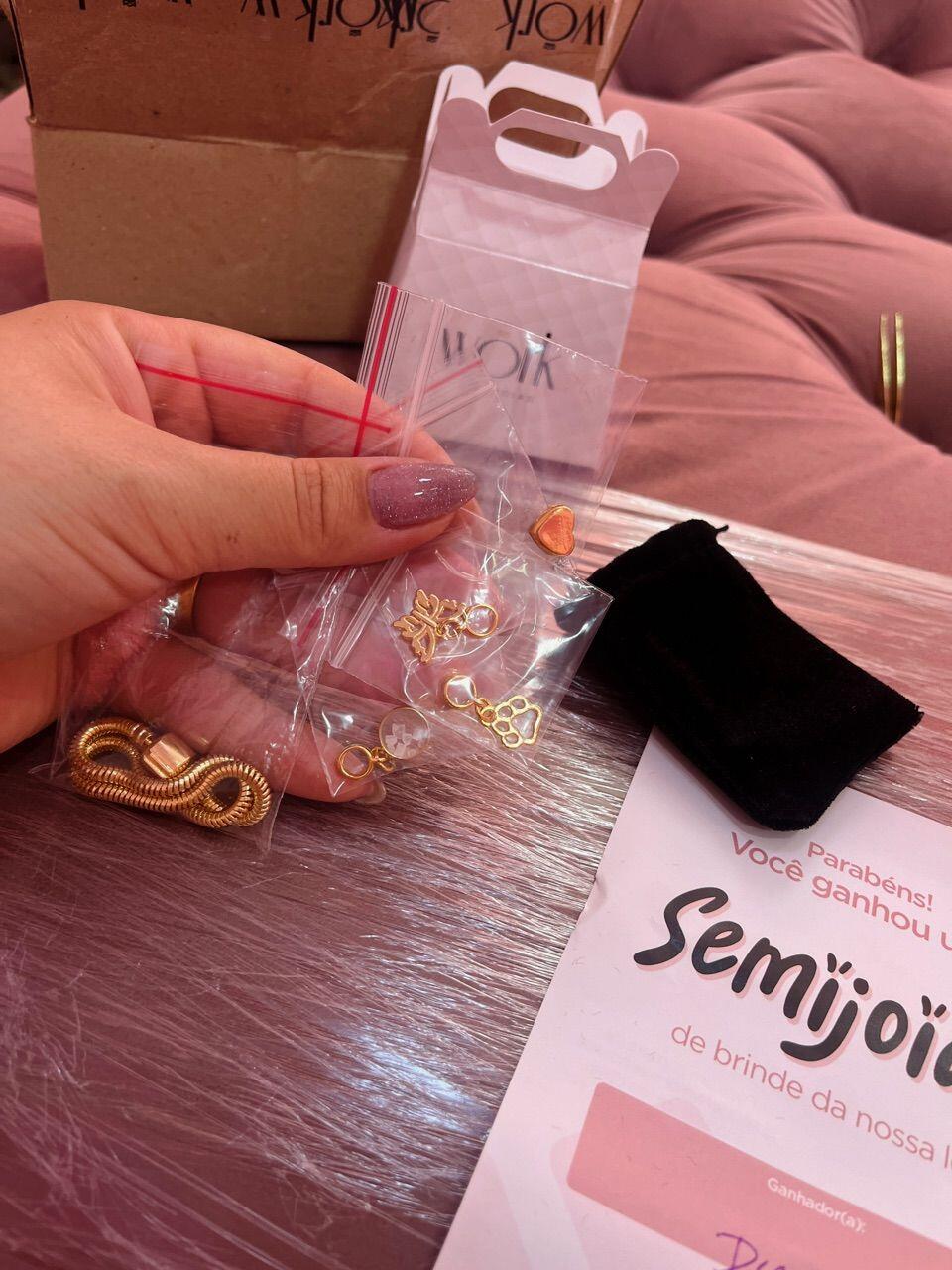 deysieassis review photo
