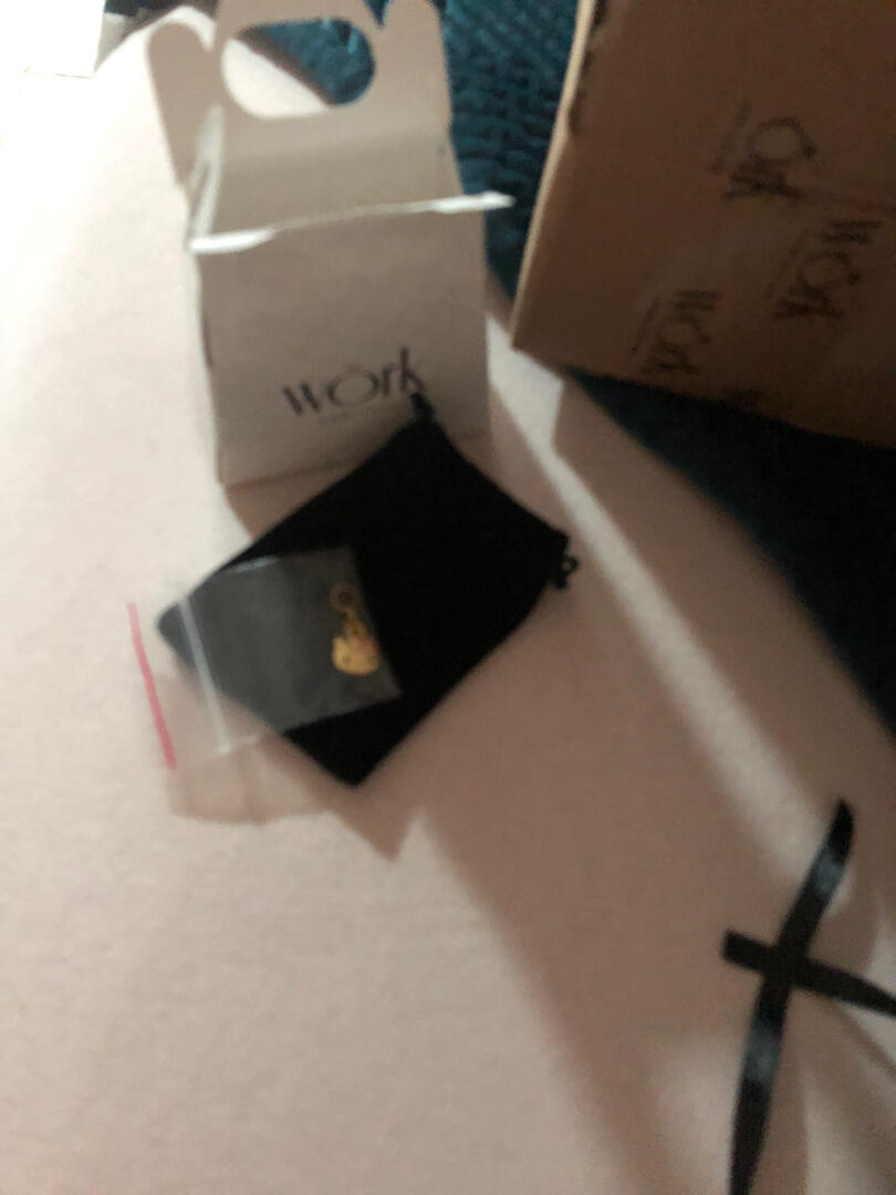 a*****u review photo