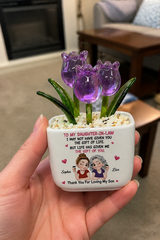 Ava Bloom review photo