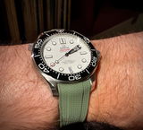 Rene Hartmann review photo