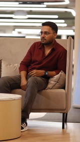 Deepak Lachyan review photo