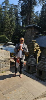 Avinash Thakur review photo