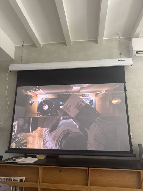 WUPRO Cinema FlowArc Luxury Smart Motorized Drop Down Projector Screen For Long Throw Projector