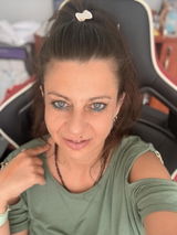 Vicky review photo