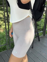Audrey review photo