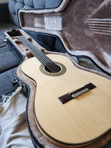 chris w. review photo