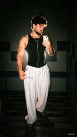 Divyansh review photo
