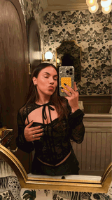 Yasmin Connor review photo