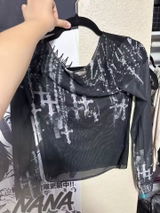 Liana Hood review photo