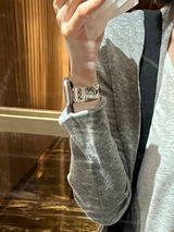 Ariana review photo