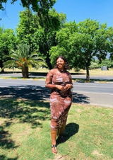 LINDIWE FIKIZOLO review photo