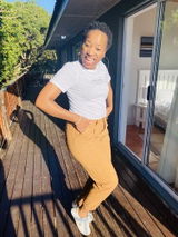 Zikhona M. review photo
