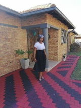 Xoliswa M. review photo