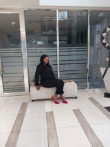 Dineo M. review photo