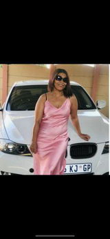 Amahle J. review photo
