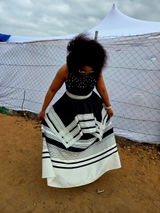 Refilwe Mokwatedi review photo