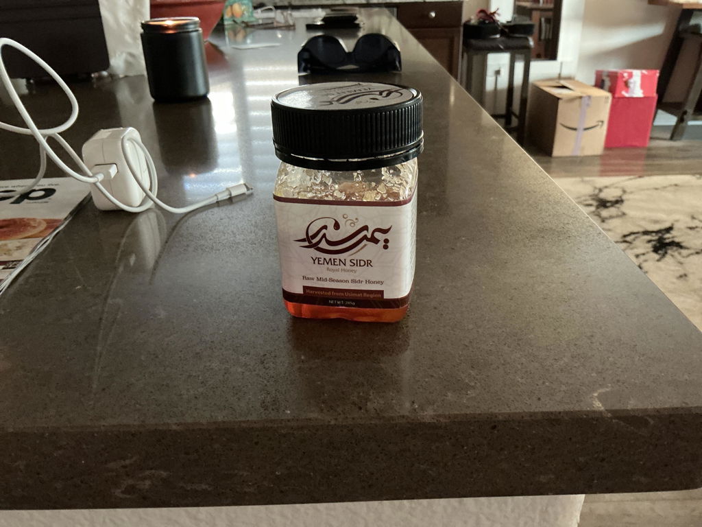 Customer photo of Usimi Yemeni Sidr Honey with Honeycomb