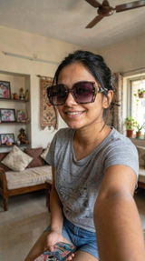 Priya review photo