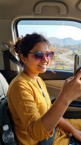 Moumita review photo