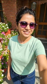 Sakshi review photo