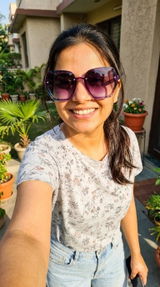 Ishani review photo