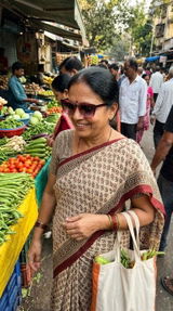 Sakshi review photo