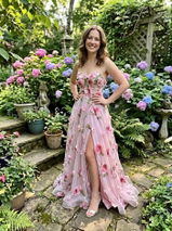 Chloe Bennett review photo