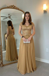 Tess Hays review photo