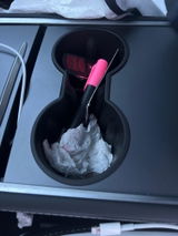 M***i review photo
