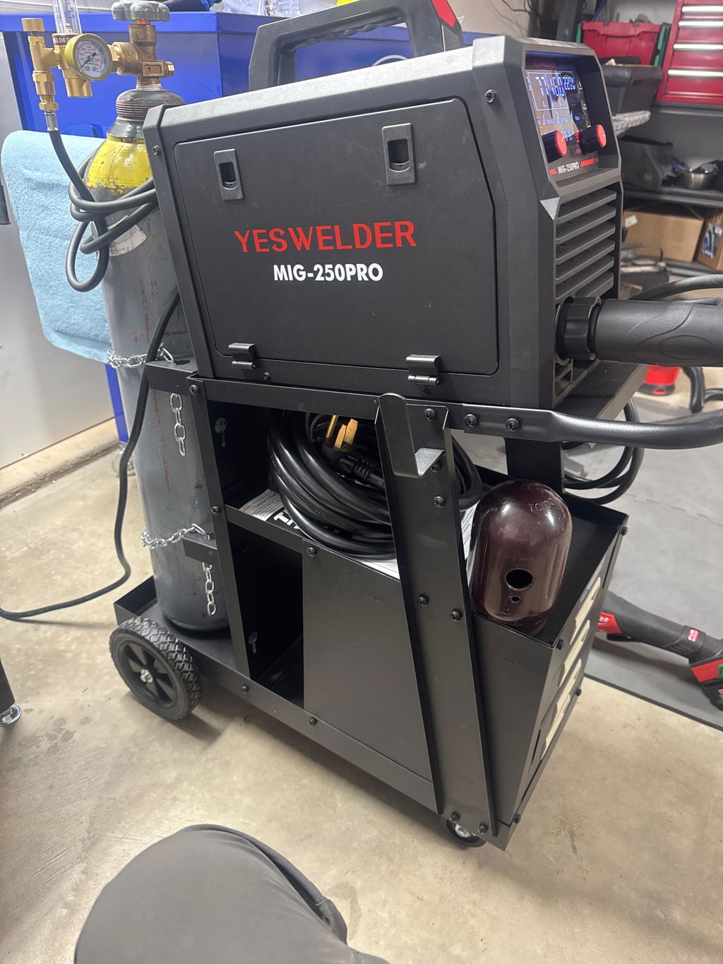 HJC Mobile Welding Carts