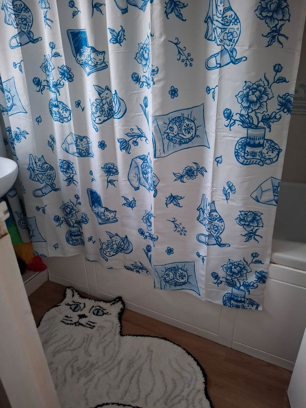 Glam Persian Cat Rug