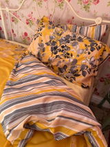 Donna review photo